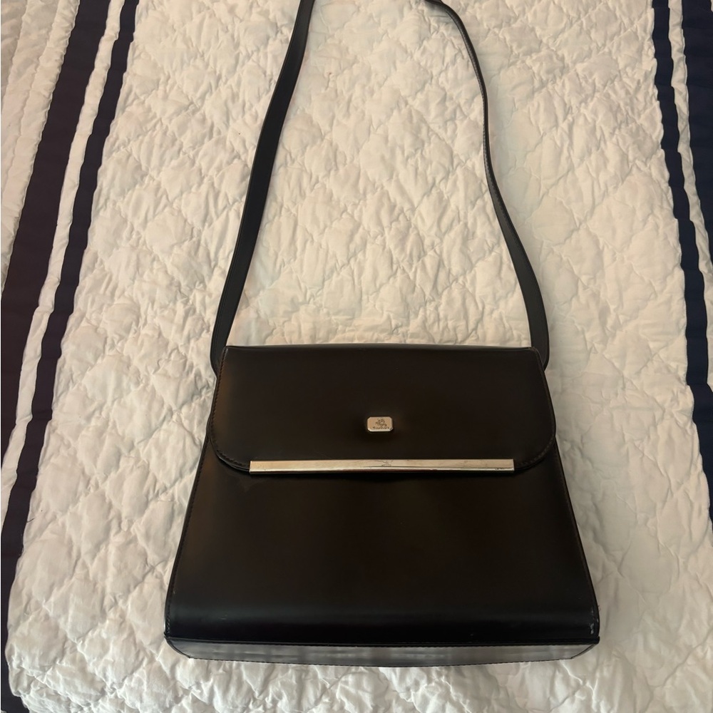 Camera bag style crossbody bag by Carlyle